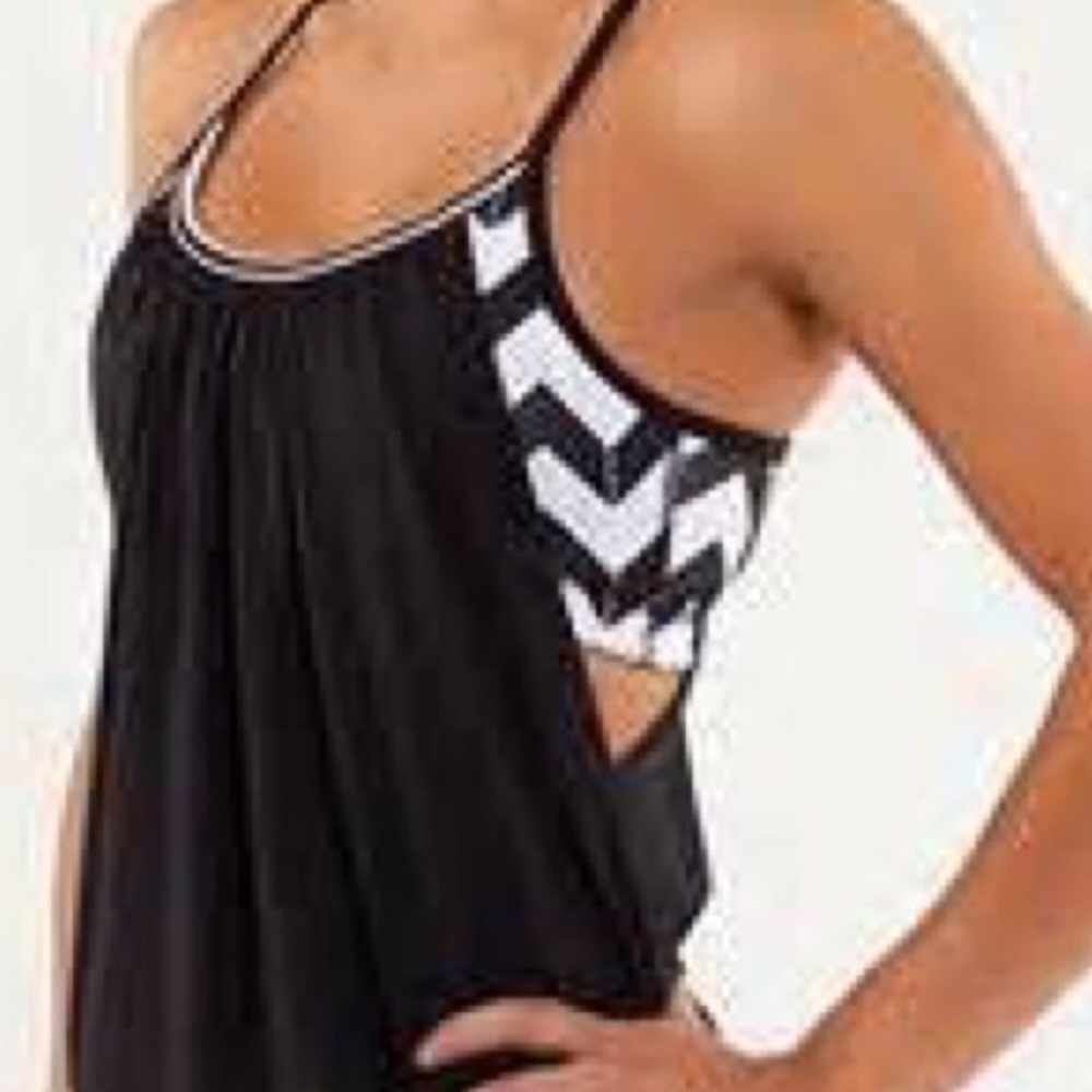 Lululemon no limits tank. Size: 6