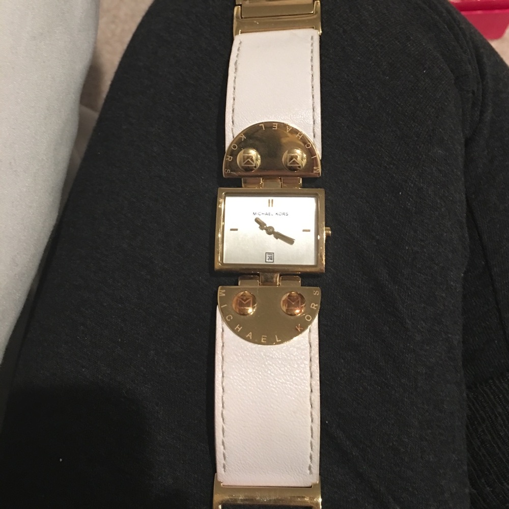 Michael Kors watch - Picture 3 of 4