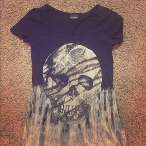 Skull shirt