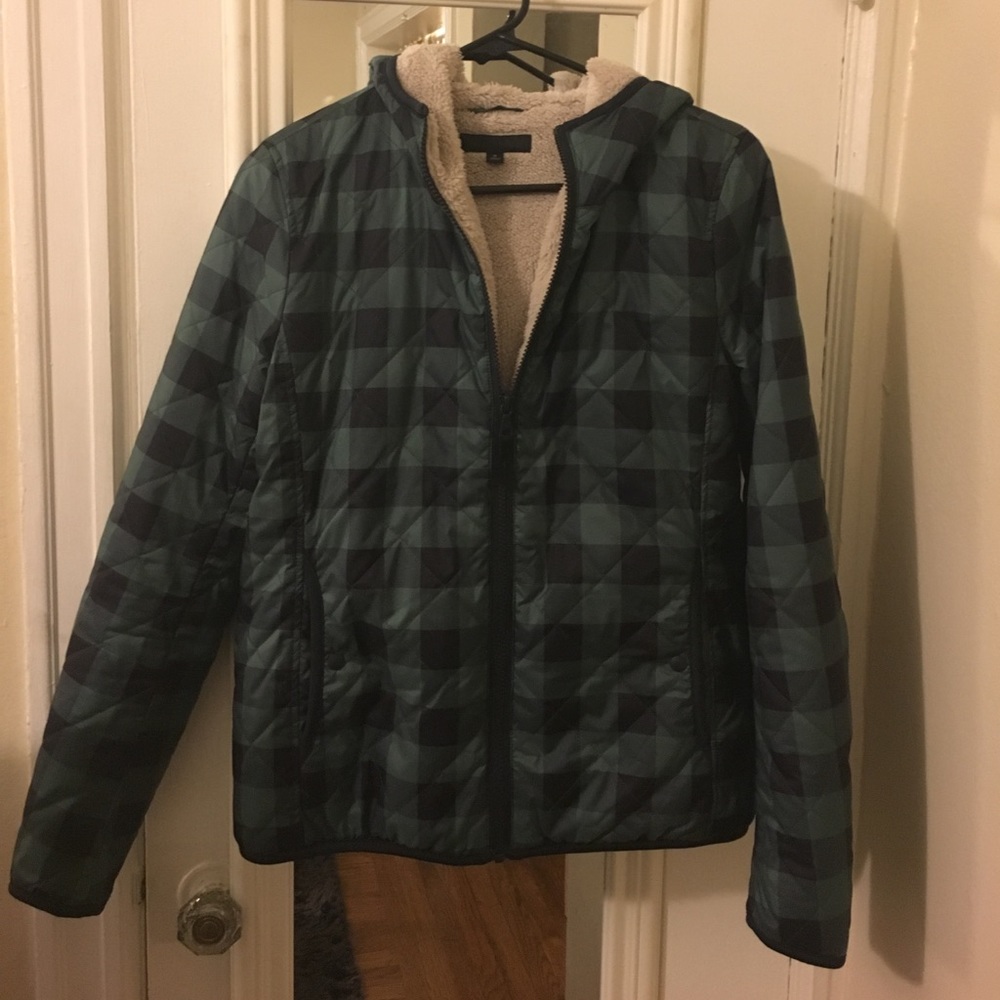 Uniqlo Water Resistant Sherpa Lined Hooded Jacket