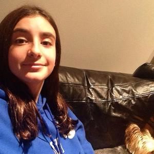 Meet your Posher, Shaina