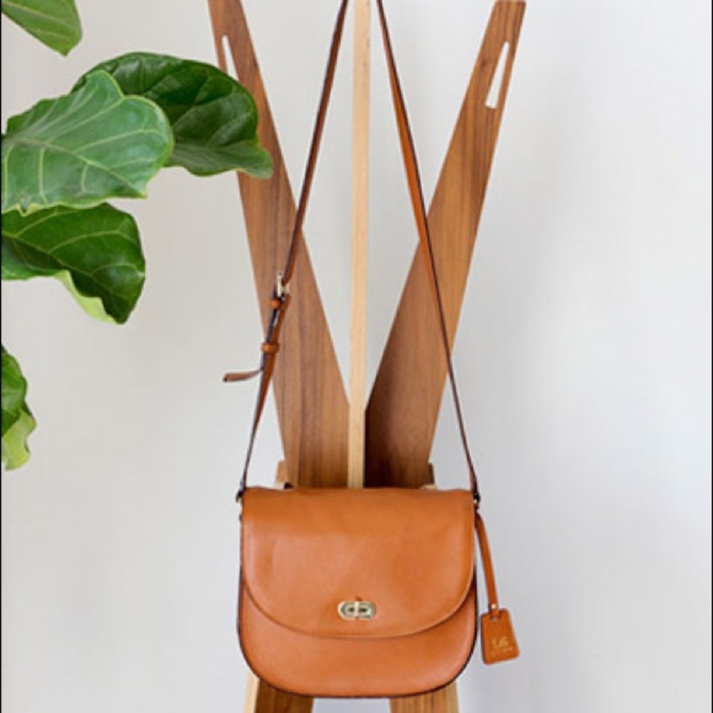 The Claremont, Sienna - Lo and Sons - Picture 5 of 7