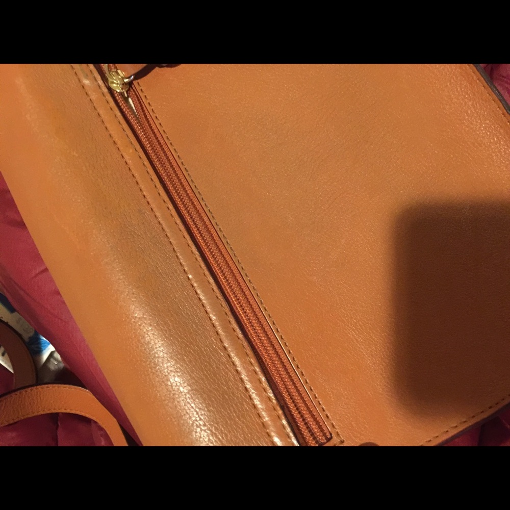 The Claremont, Sienna - Lo and Sons - Picture 6 of 7