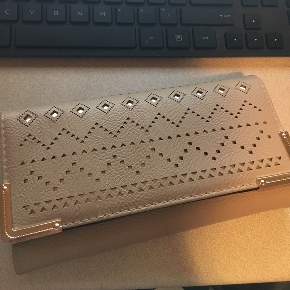 Wallet - Picture 1 of 3
