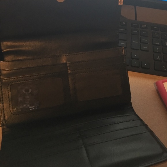 Wallet - Picture 2 of 3