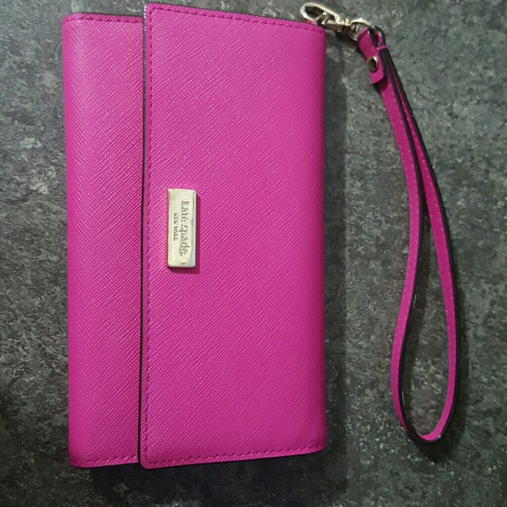 Authentic Kate Spade Wristlet