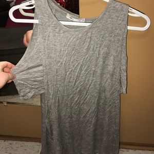 grey confusing top