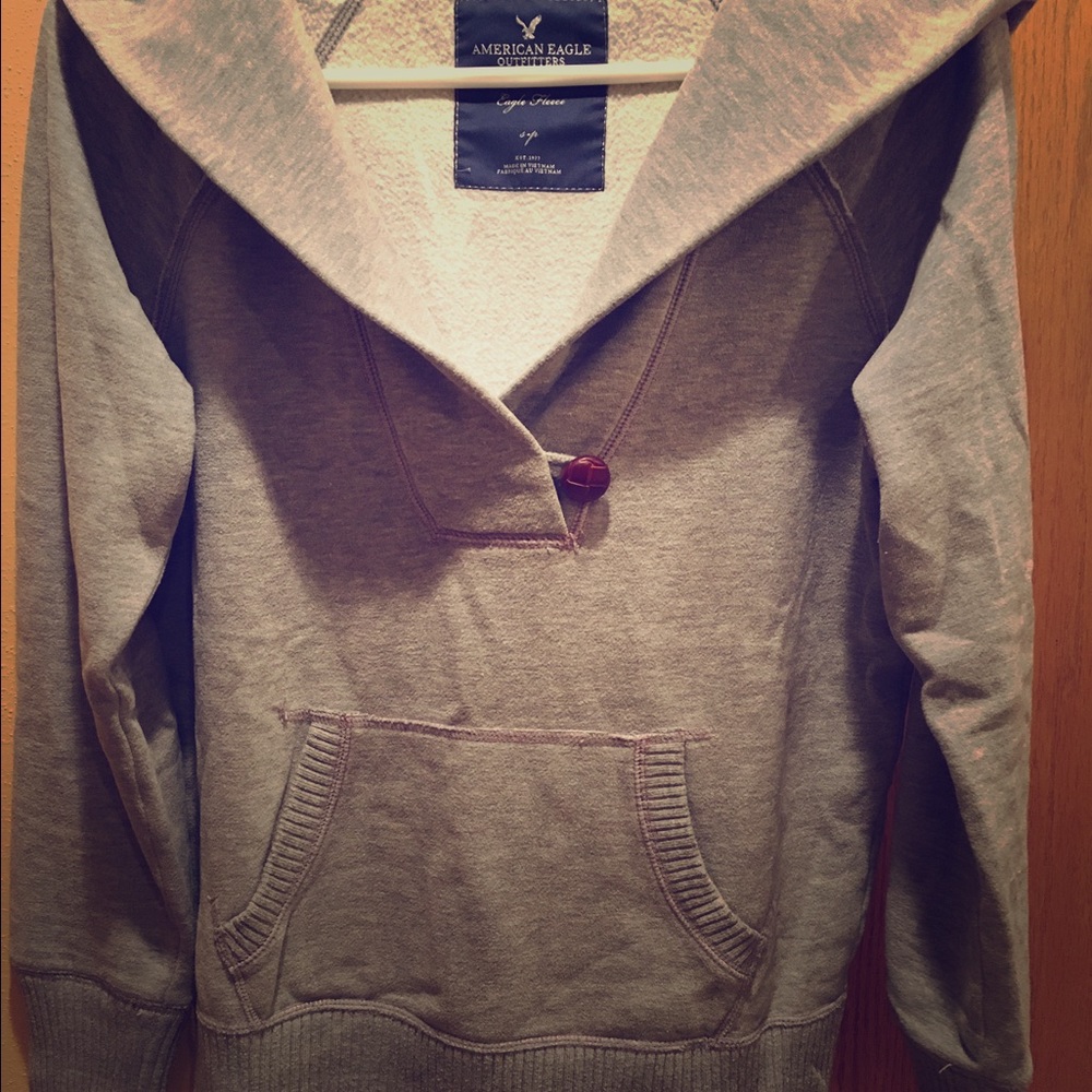 American Eagle Sweatshirt