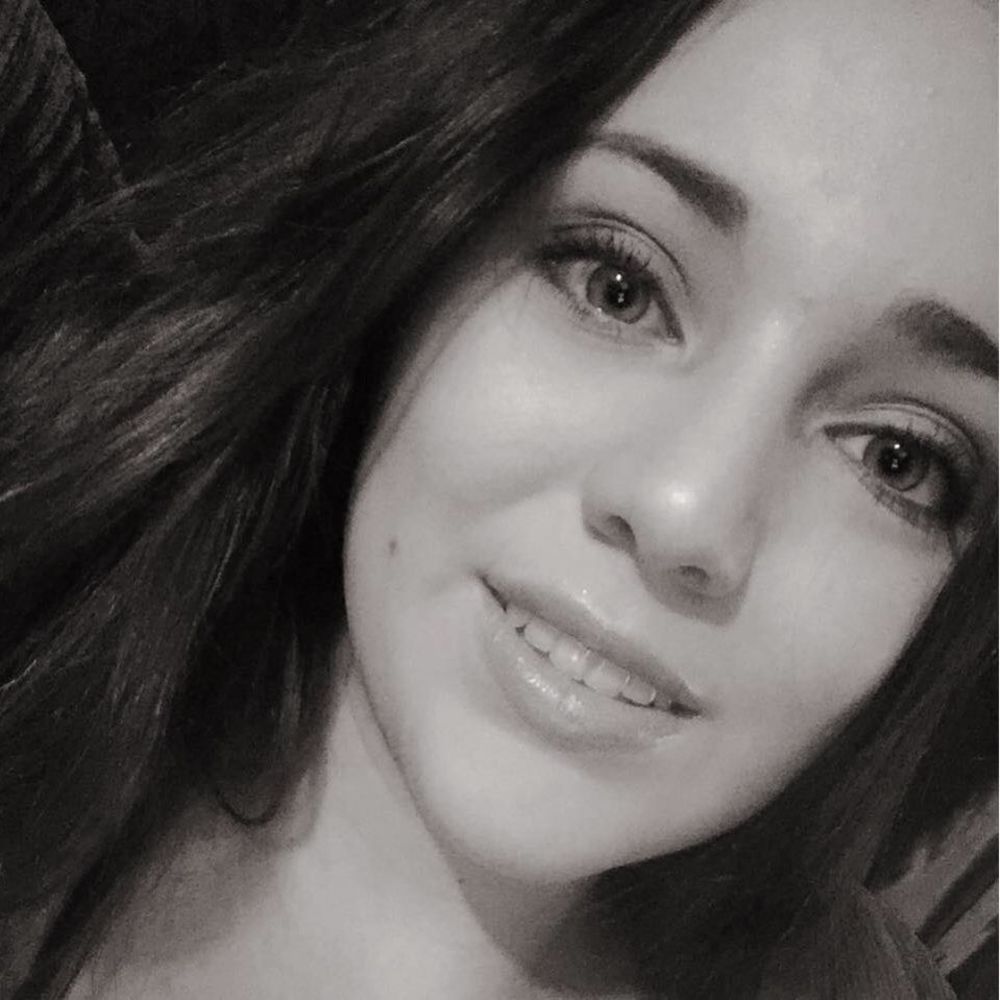 Meet your Posher, Carleigh