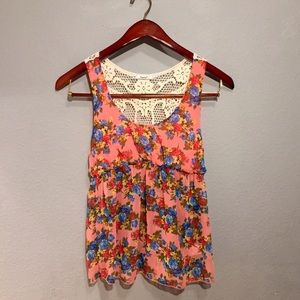 GET READY FOR SPRING/SUMMER! Casual Floral Tank
