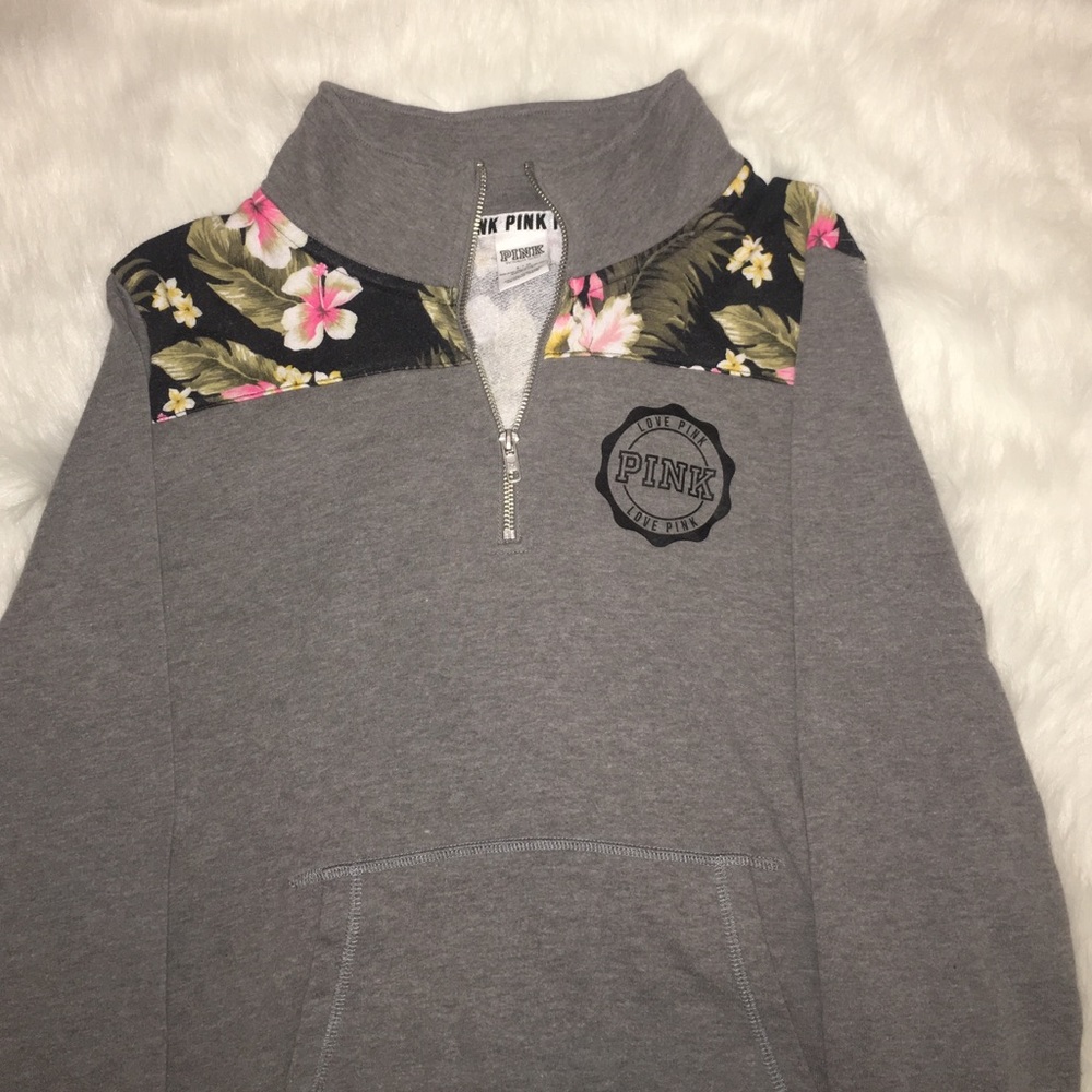 VS pink grey pullover