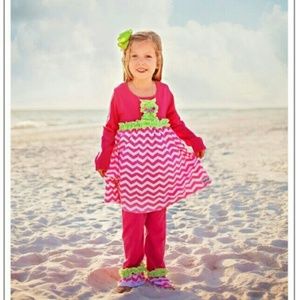 ☆☆ °Charlotte Ruffleus.com pink and green pant set