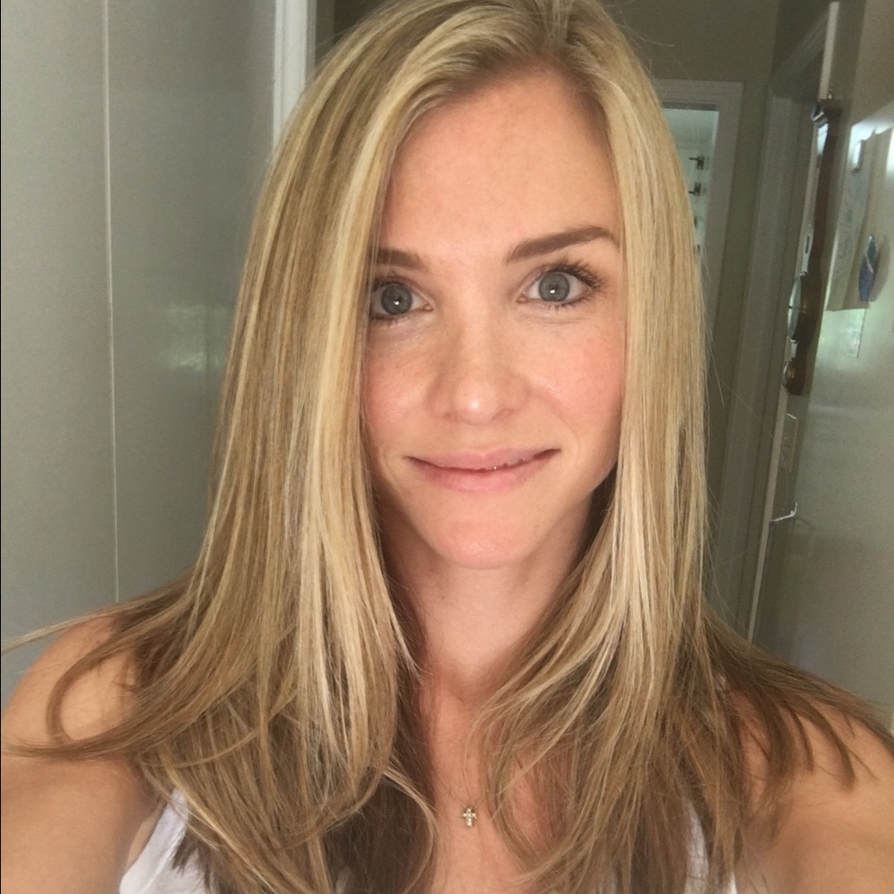Meet your Posher, Caitlin
