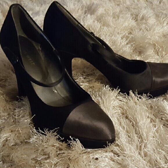 Silky two tone nine west pumps - Picture 2 of 4