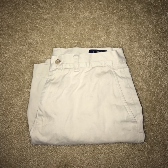 Polo Ralph Lauren Classic Fit 9" khaki short - Picture 1 of 2