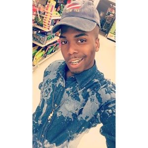 Meet your Posher, Taveyon