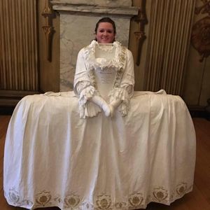 Meet your Posher, Becky