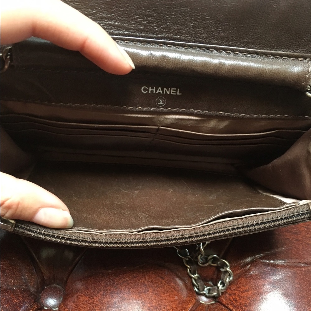 Authentic Chanel Wallet on Chain Bag