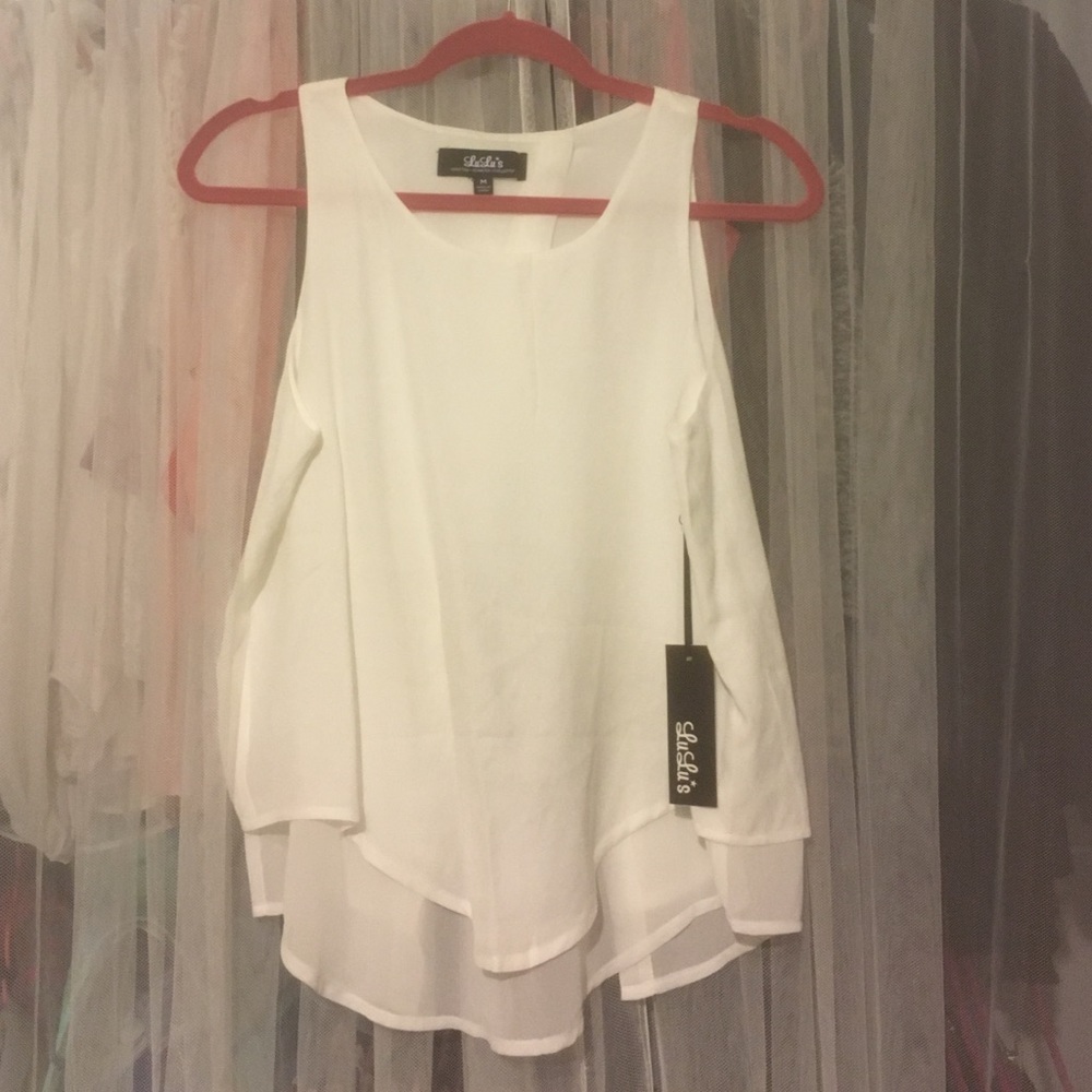 Lulus white top