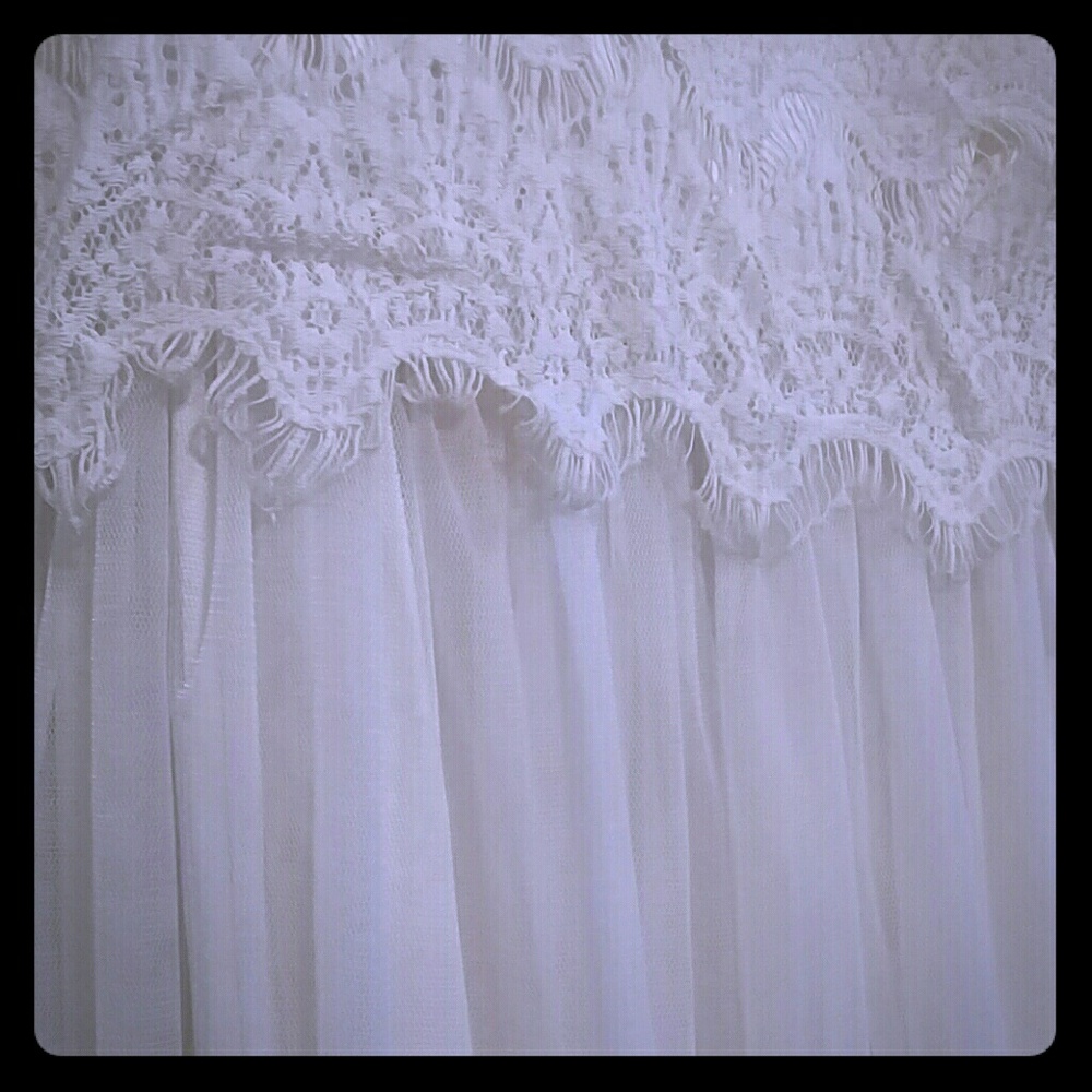 Lace/mesh cream mini dress