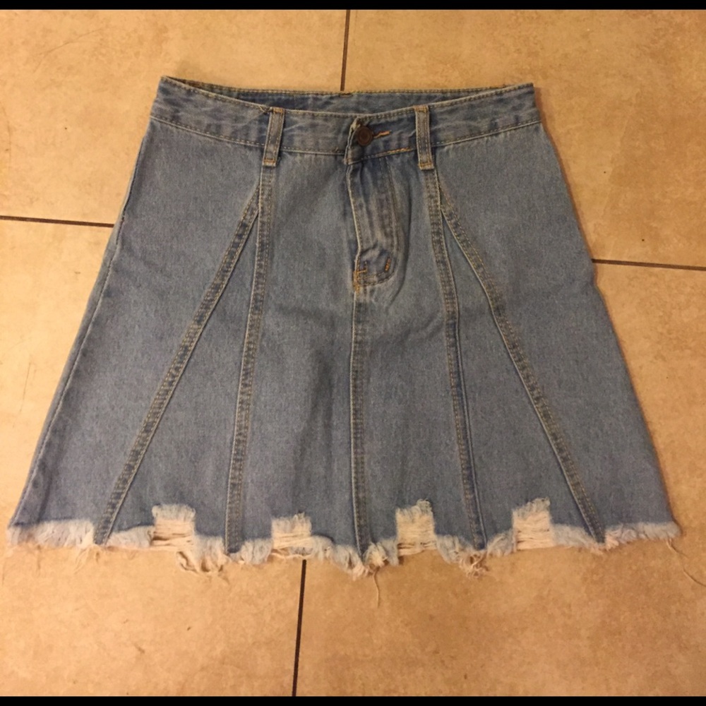 short skirt