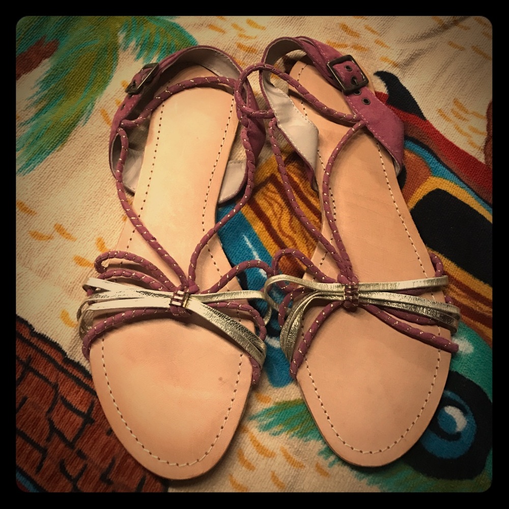 Urban Outfitters sandals mauve and gold, size 8