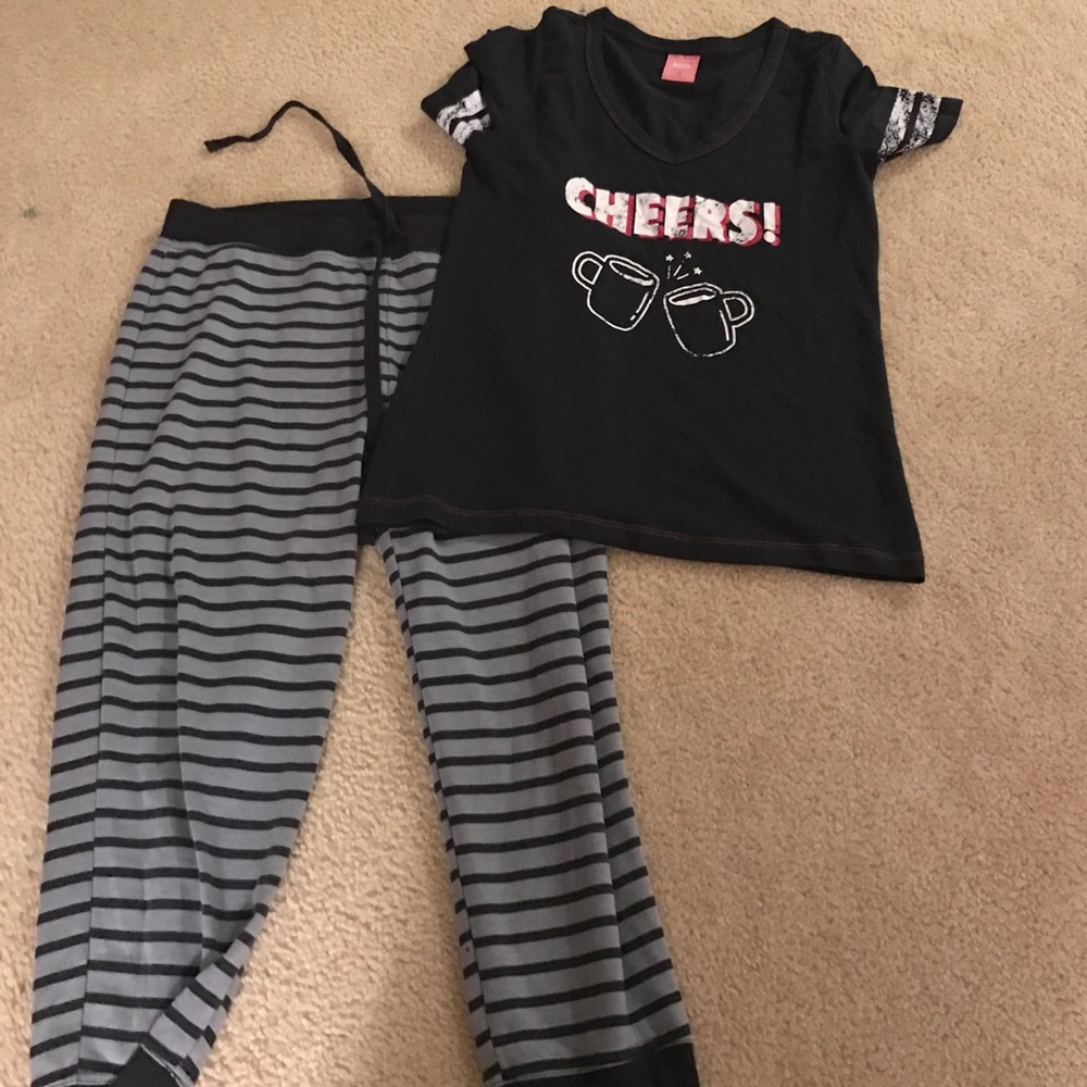 Jenni Capri pajamas size M