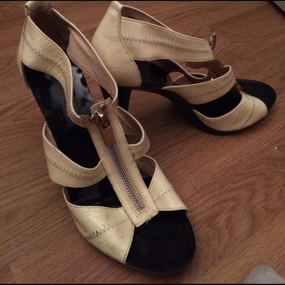 White patent leather Michael Kors heels