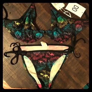 Brand new Bamboo Island bikini
