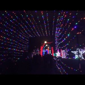 Meet your Posher, Holliday