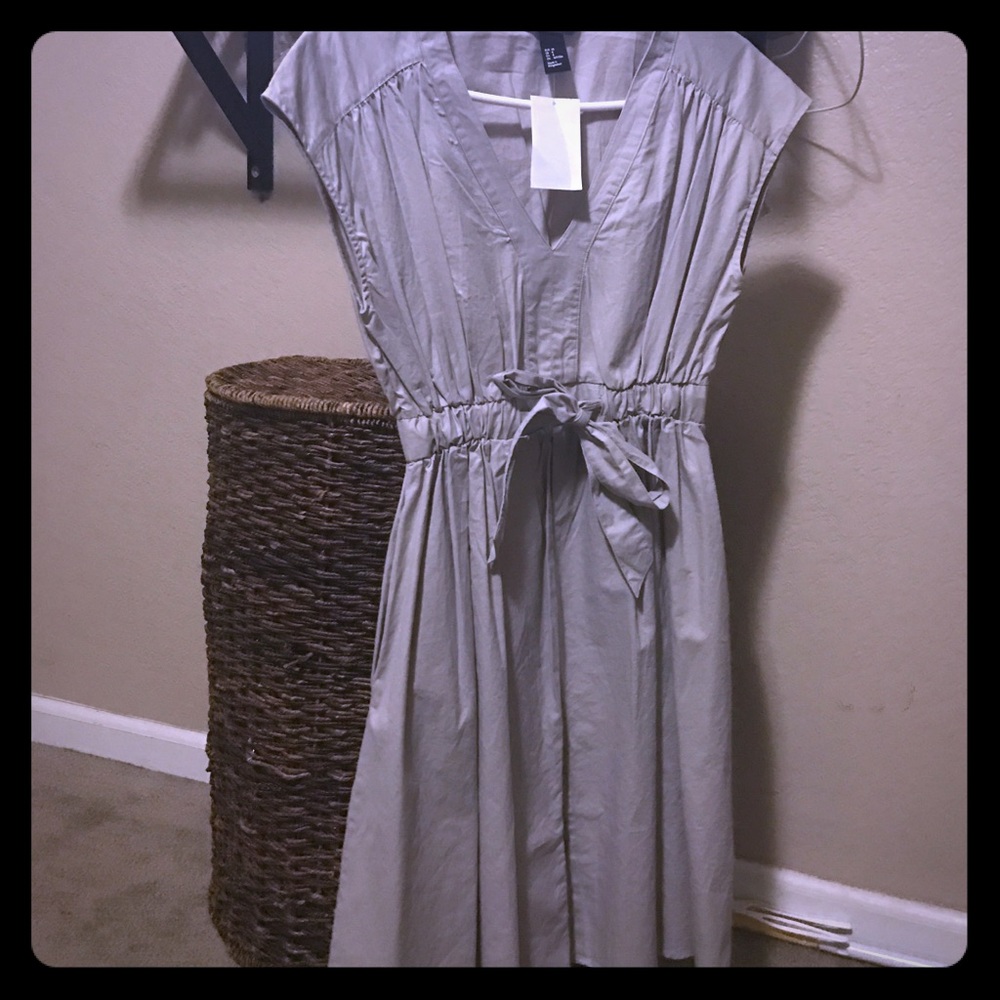 H&M gray dress size 8