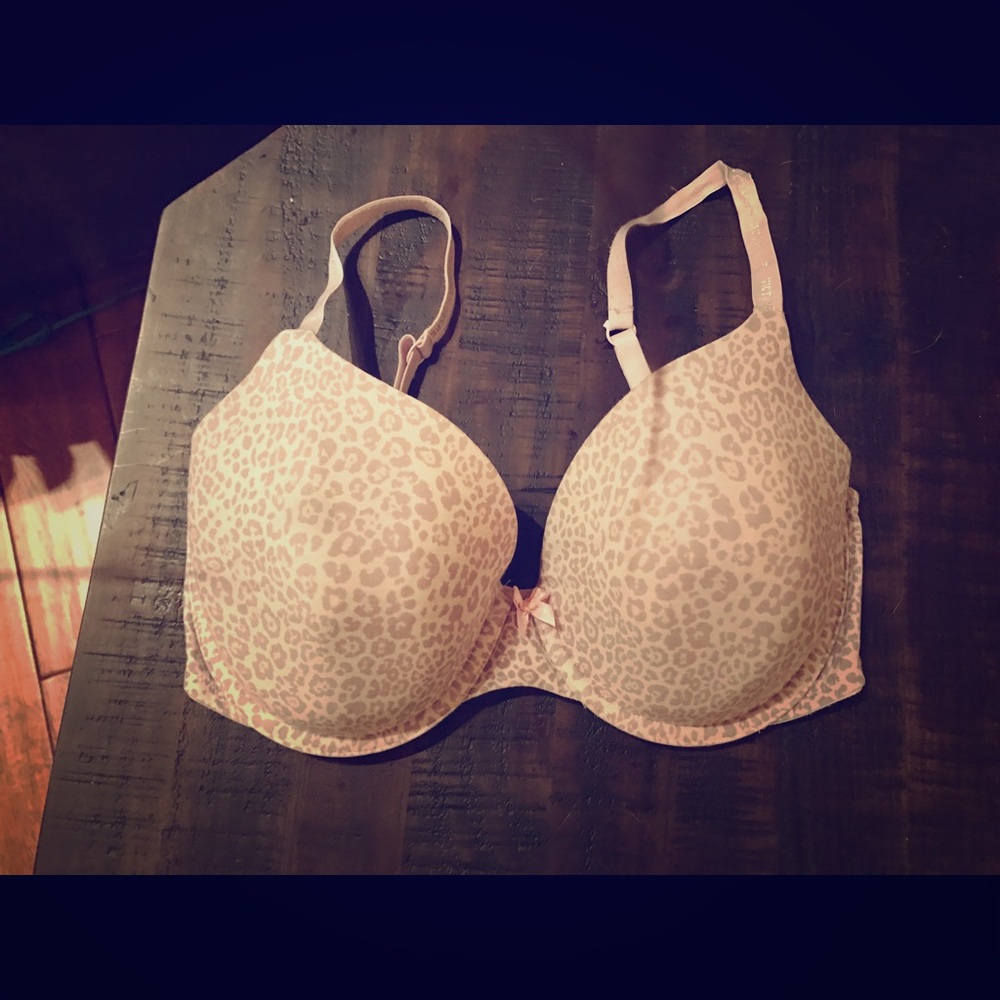 Victoria's Secret Lined perfect coverage bra