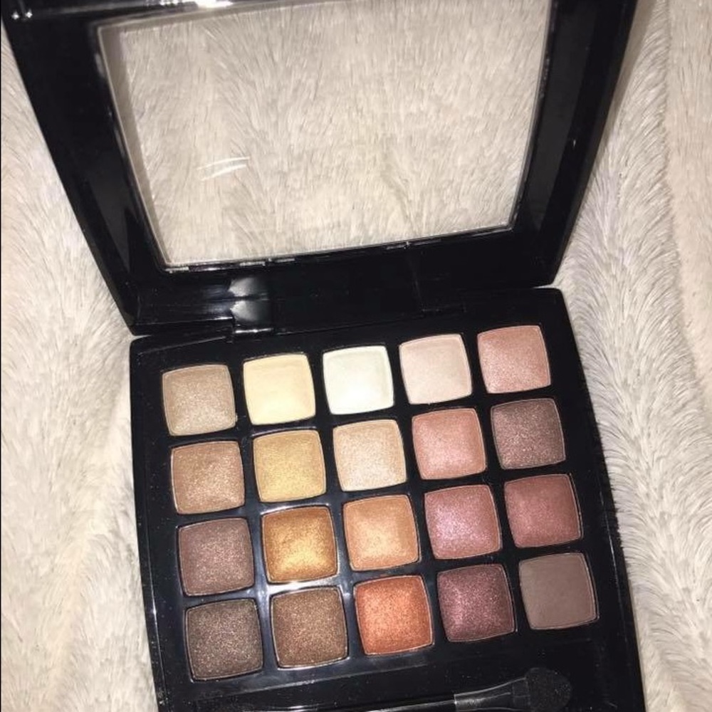 Korean eyeshadow palette