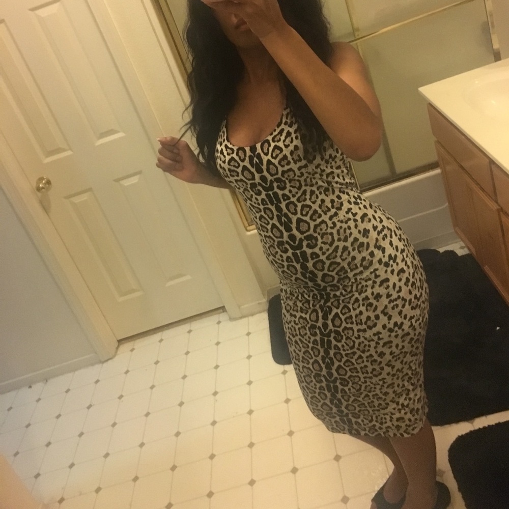 Dress 😍😍😍😍 - Picture 3 of 3
