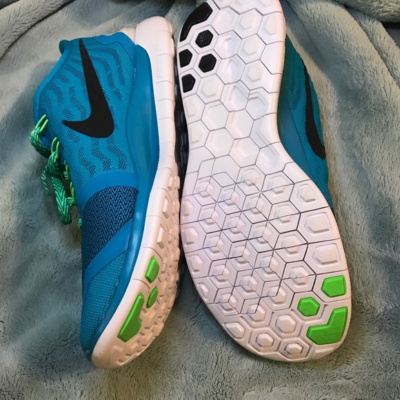 Women's Nike free run 5.0 Brand New ⚡️⚡️ - Picture 3 of 3