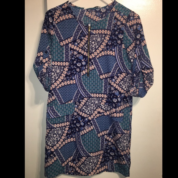 Designed Dress - Picture 1 of 4