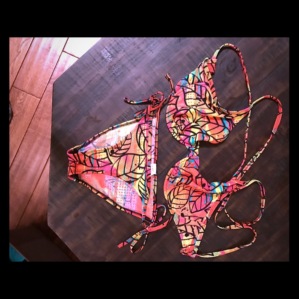 Bamboo Island Bikini never worn