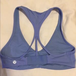 Lululemon Size 6 Blue Sports Bra