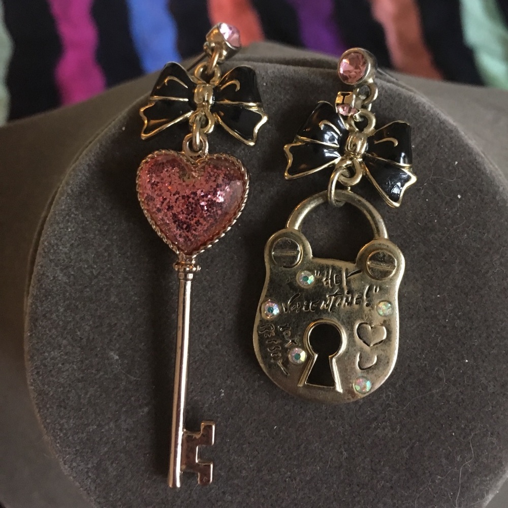 Betsey Johnson Hey Valentine Earrings