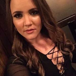 Meet your Posher, Liannys