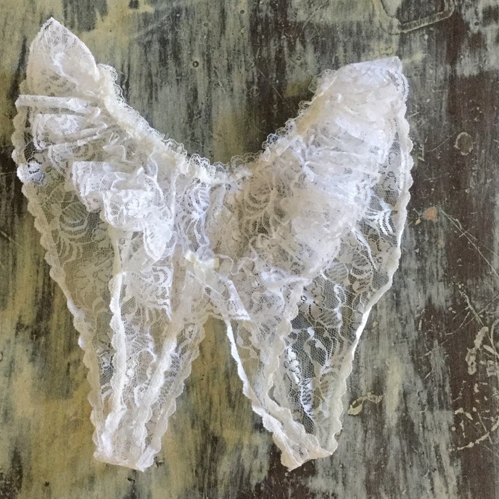 FREDRICK'S OF HOLLYWOOD lace open crotch panty