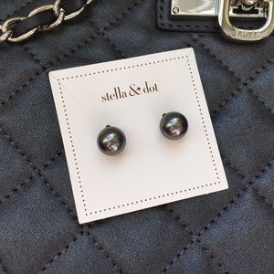Stella & Dot Reversible Deja Vu Earrings