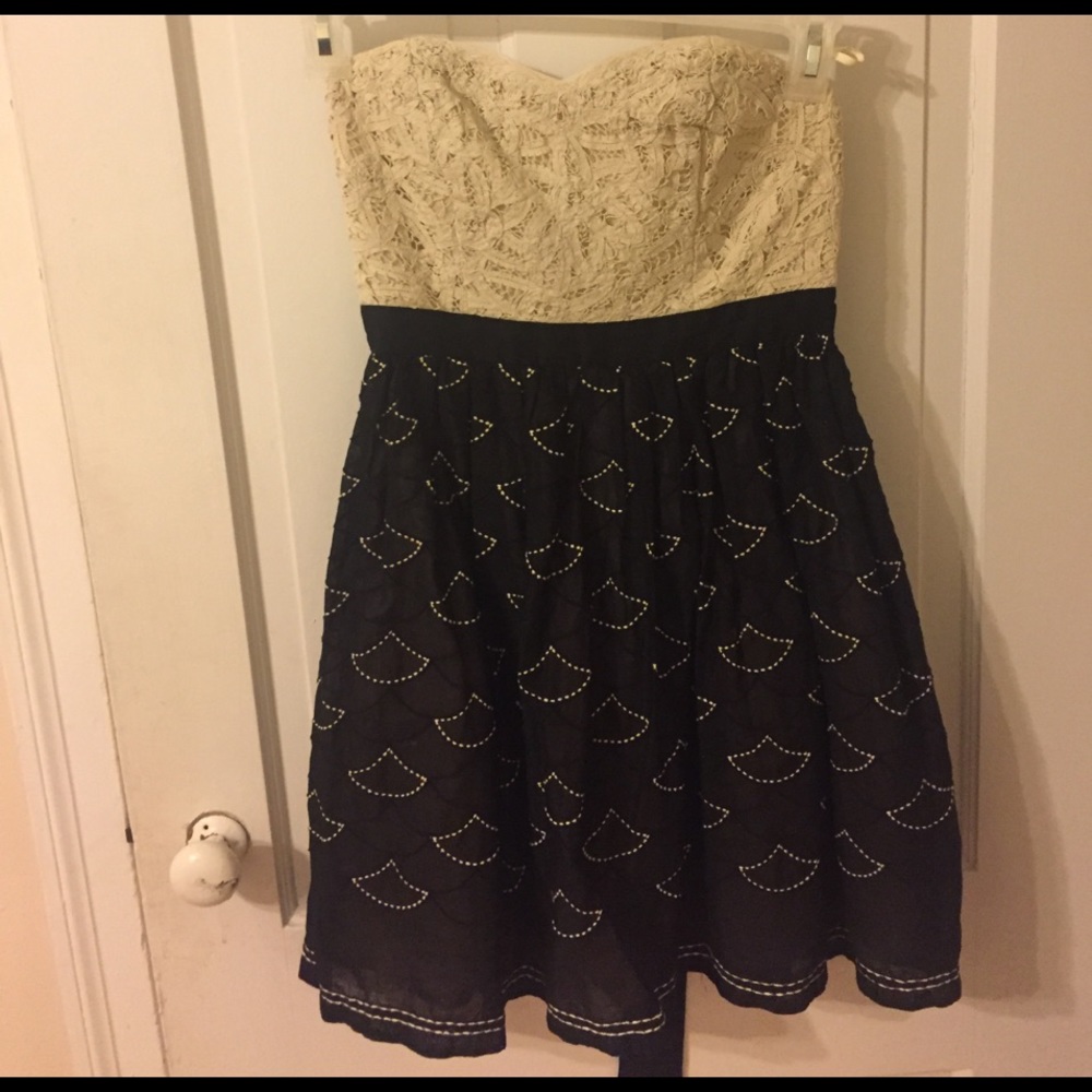 Like new, anthropologie Meadow Rue dress - Picture 2 of 3
