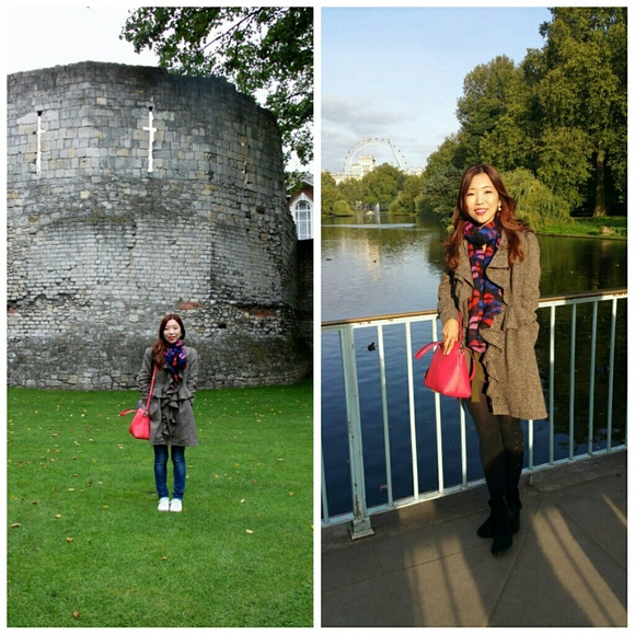 ❌ SOLD  ❌ [Ryu] Ruffle Trim Coat ✨Flash Sale✨ - Picture 4 of 4