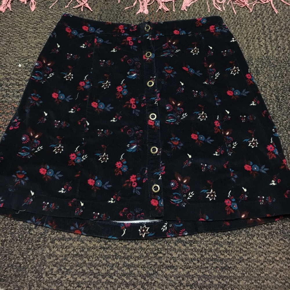 Floral hollister skirt - Picture 1 of 1