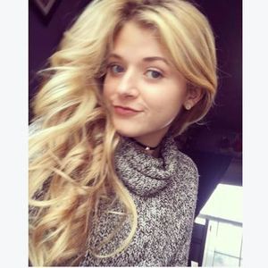 Meet your Posher, Carli