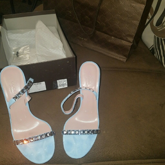 Gucci - Picture 4 of 4