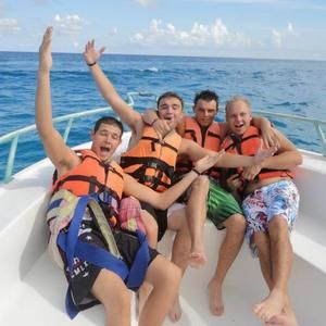 Meet your Posher, Aaron