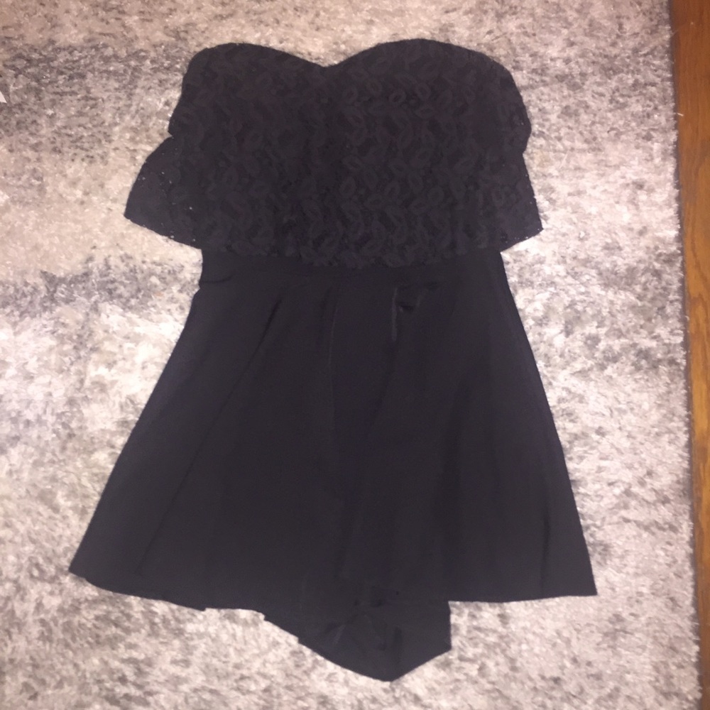 Black sleeveless romper