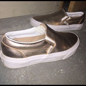 Rose gold/white metallic slip on vans